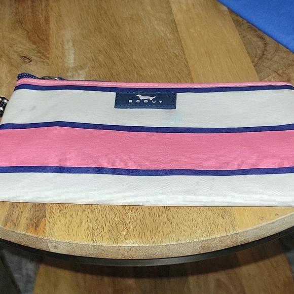 Scout Wristlet Bundle - Picture 6 of 13